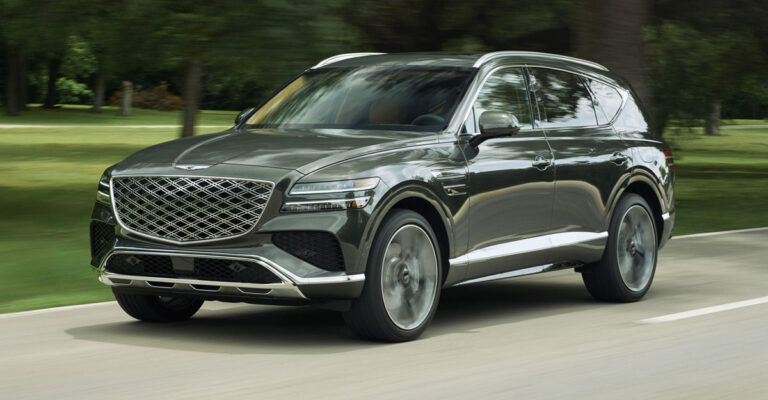 The Ultimate Guide: What to Check Before Buying a Pre-Owned SUV